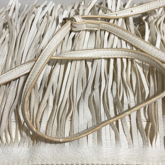 White leather fringe Crossbody Bag - Picture 8 of 8